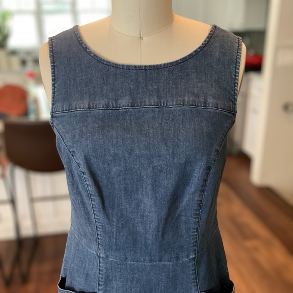 Boden Womens Size 4 Sleeveless Tamara Denim Dress Sheath Knee Length - Picture 3 of 12